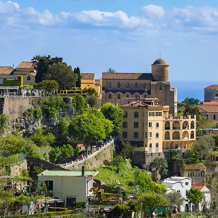 Don Vincenzo House Apartman